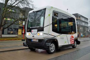 Der autonome Bus Hubi fährt im Testbetrieb in Osnabrück