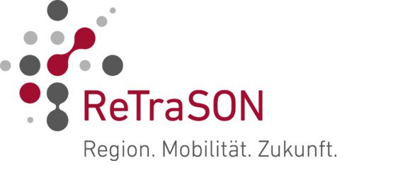 Ein Logo aus roten und grauen Kreisen, die teils miteinander verbunden sind. Dazu die Beschriftung ReTraSON Region Mobilität Zukunft